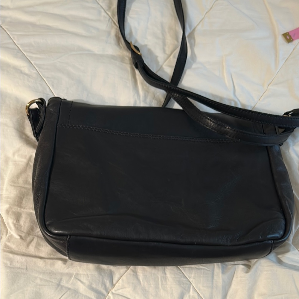 Margot NY genuine leather Black Crossbody Bag with Adjustable Strap - Picture 5 of 9